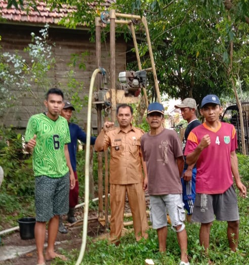 Hindari Kesulitan Air Bersih, Kades Sindang Marga Sediakan Sumur Bor Bagi Warga